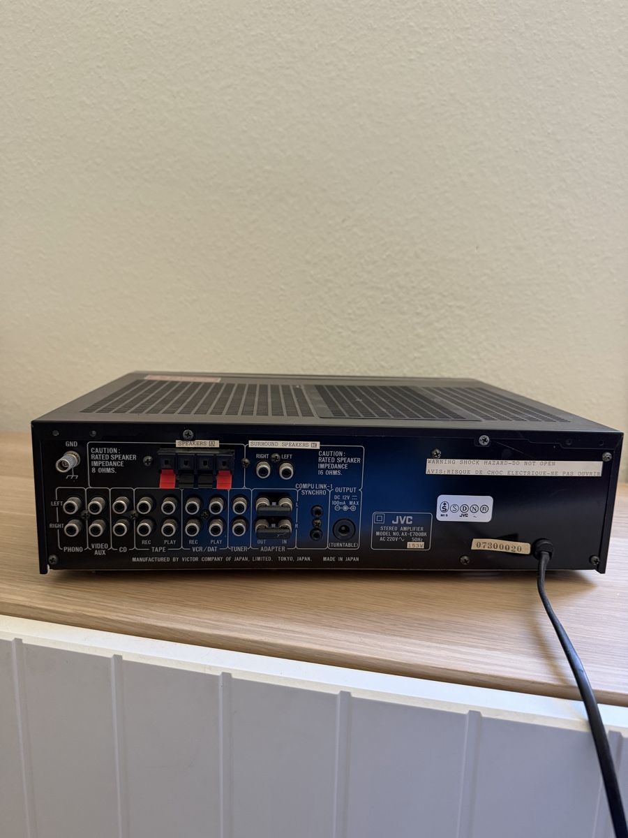 JVC Amplificatori: JVC AX-E700 Stereo Verstärker – Usato da Basel venduto da two_n27b 4