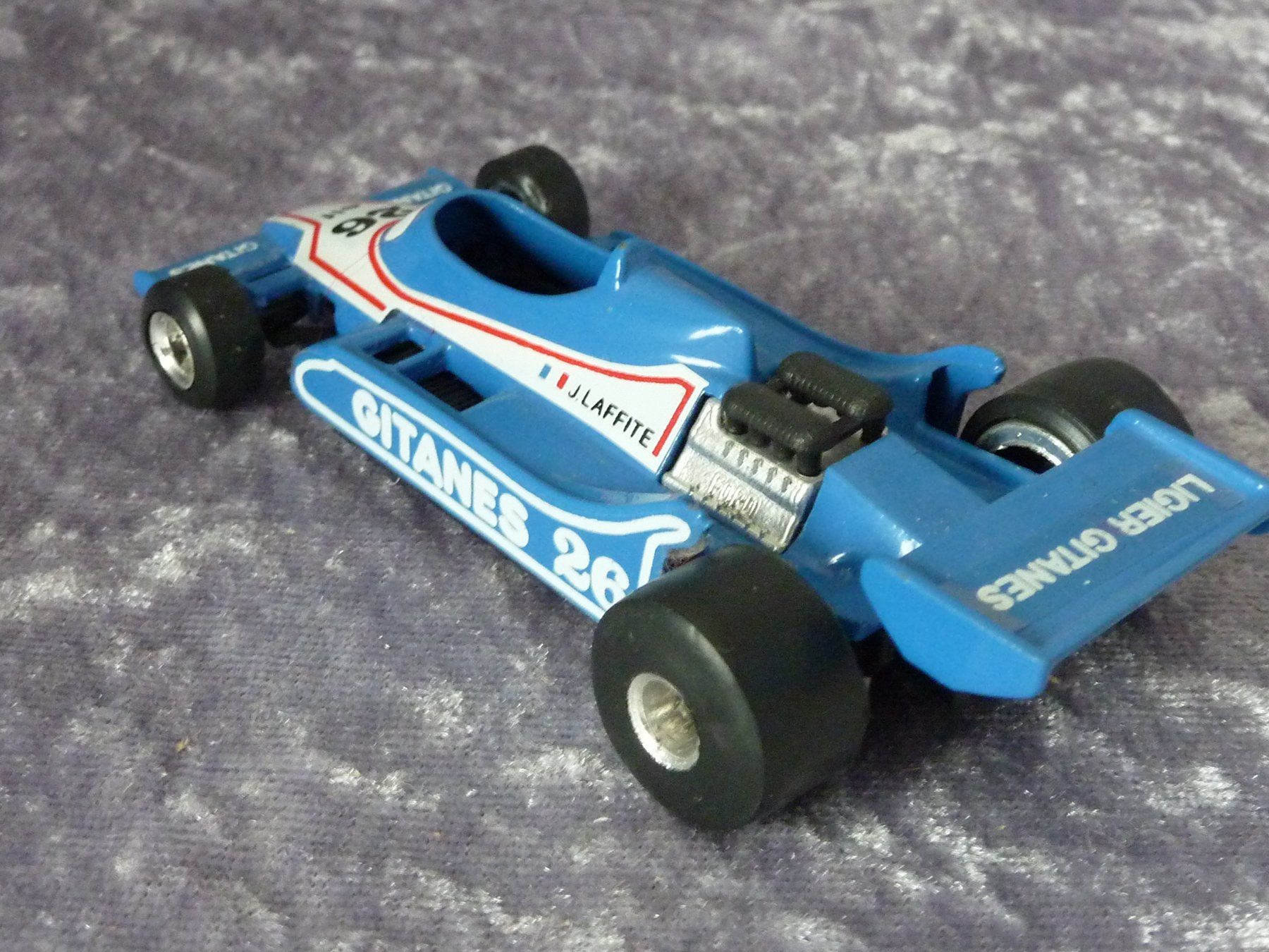 Modellini d'auto: Ligier #26 Gitanes J.Lafitte  1:43 – Usato da Dürrenäsch venduto da modellautos4you 1