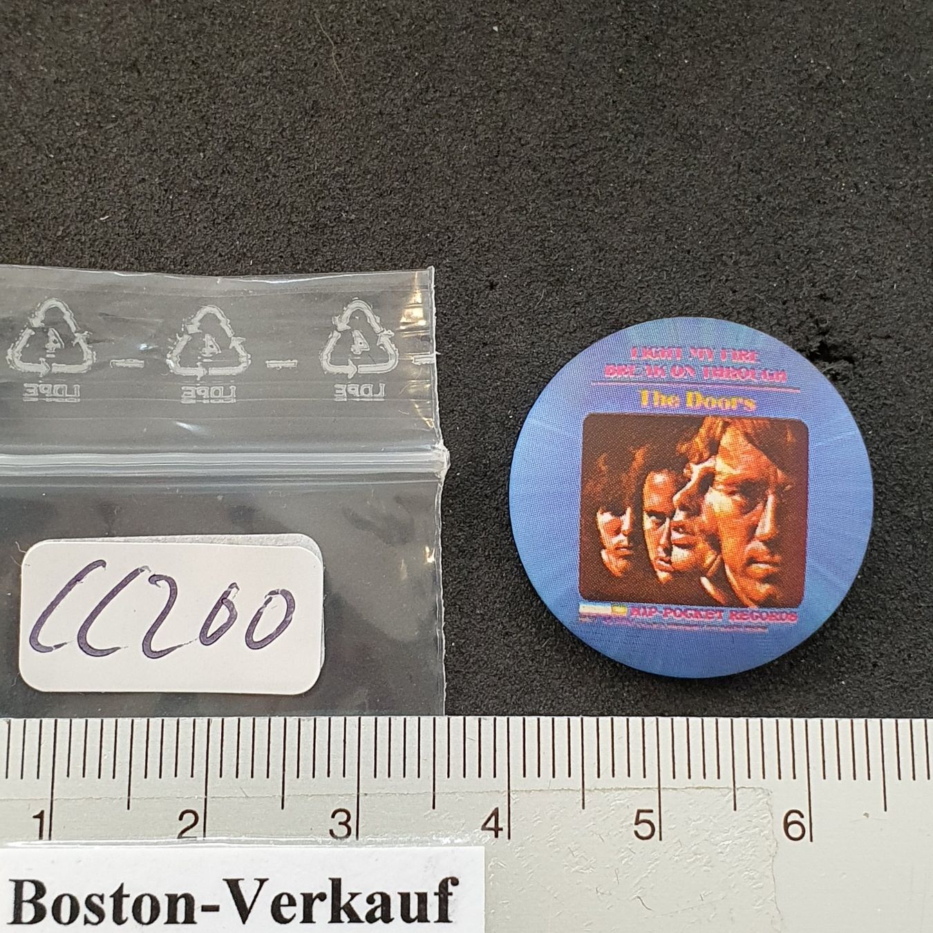 Plaketten & Abzeichen: CC200 - Pin /Button - Musik - THE DOORS – Gebraucht aus Reinach BL von Boston-Verkauf