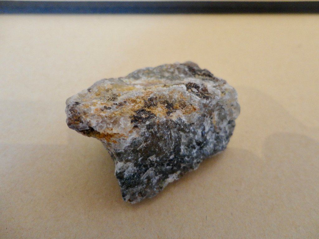 Minerali & Pietre curative: Lithomanit Heilstein roh – Nuovo (secondo la descrizione) da Biberist venduto da Steine 1