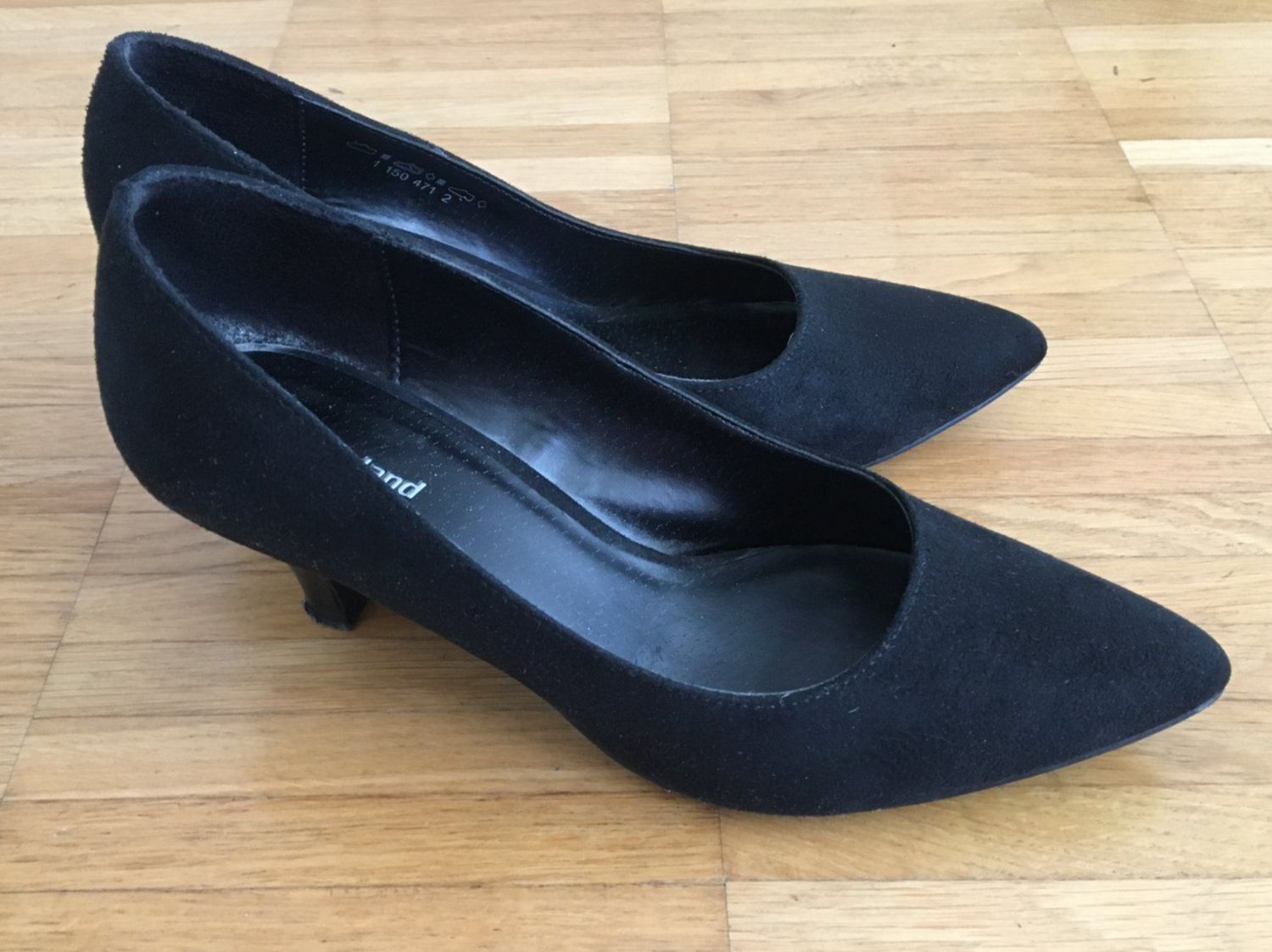 Damenschuhe: Klassische Pumps, Gr. 36 - Neuwertig – Gebraucht aus Basel von Nofretete39 1