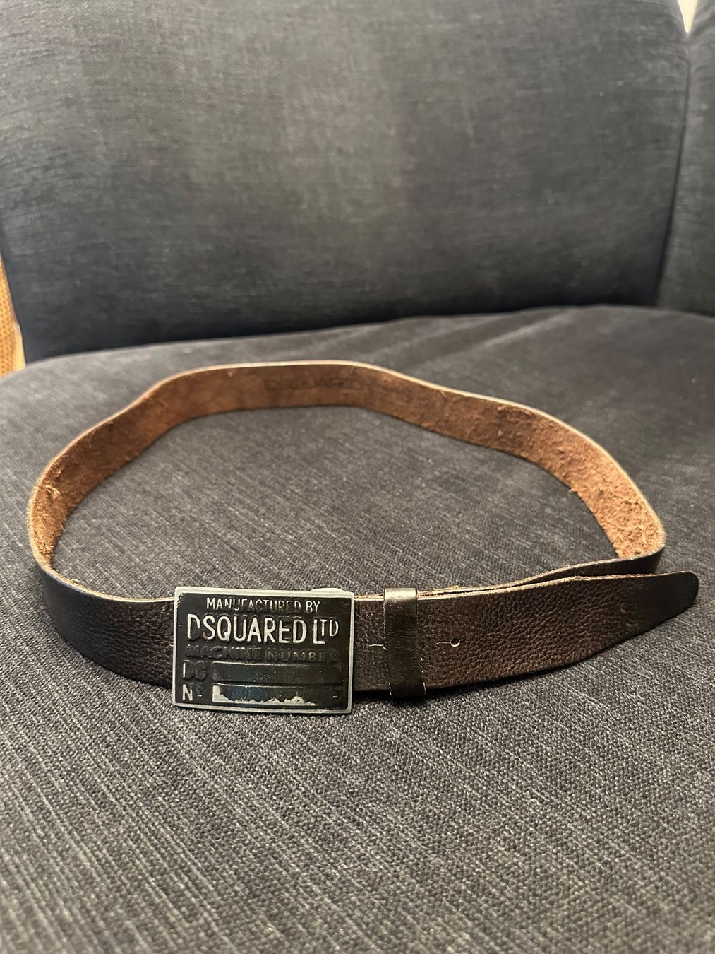 Dsquared2 Cinture: Dsquared very dark braun belt, size M, 110sm – Usato da Winterthur venduto da ivan12891
