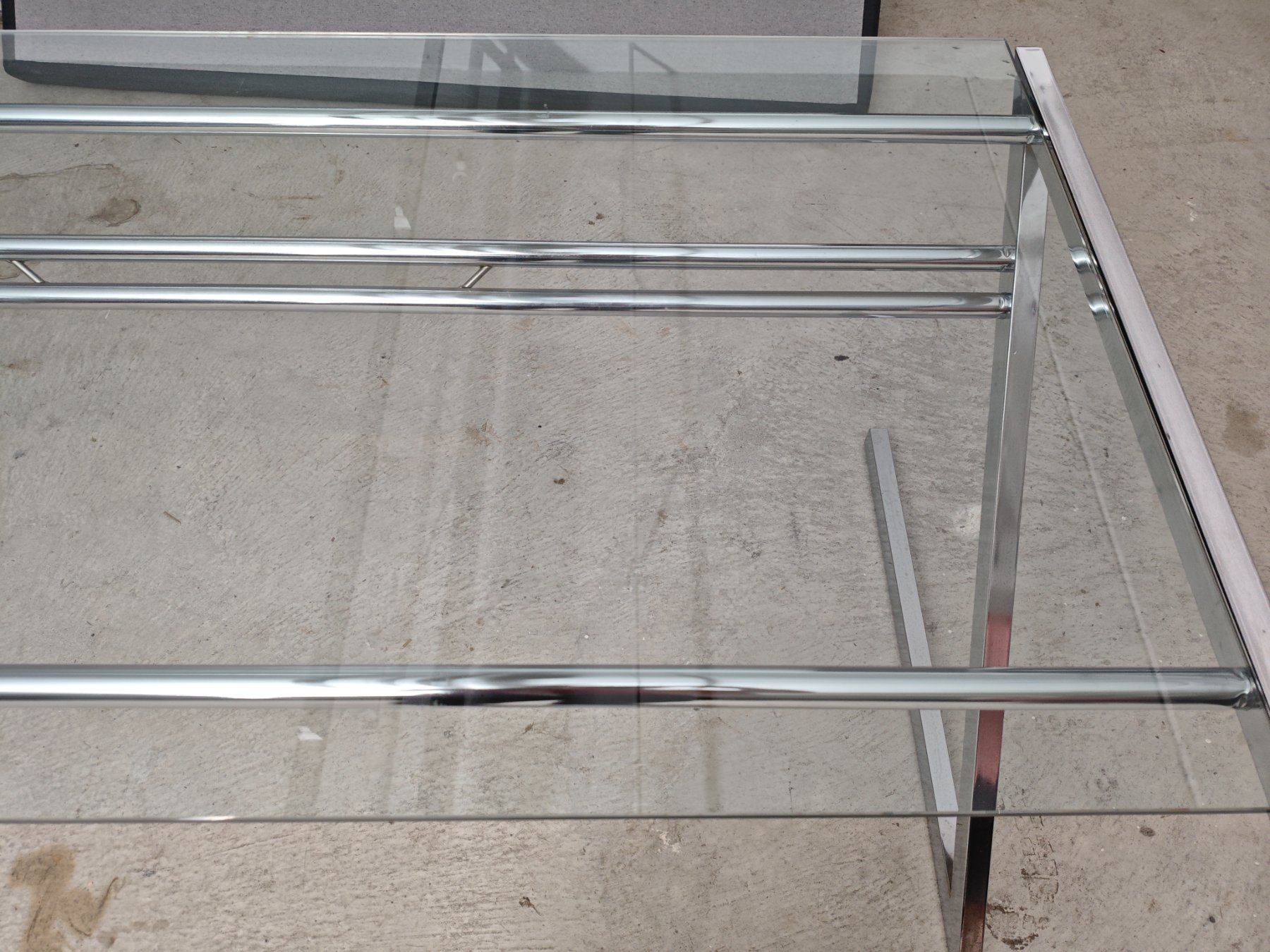 Tavoli: Designer Glastisch mit Chromgestell – Usato da Dübendorf venduto da tho_v2cs 2