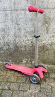Micro Trotti, pink, 3-fach Rad, (ohne Bremse)