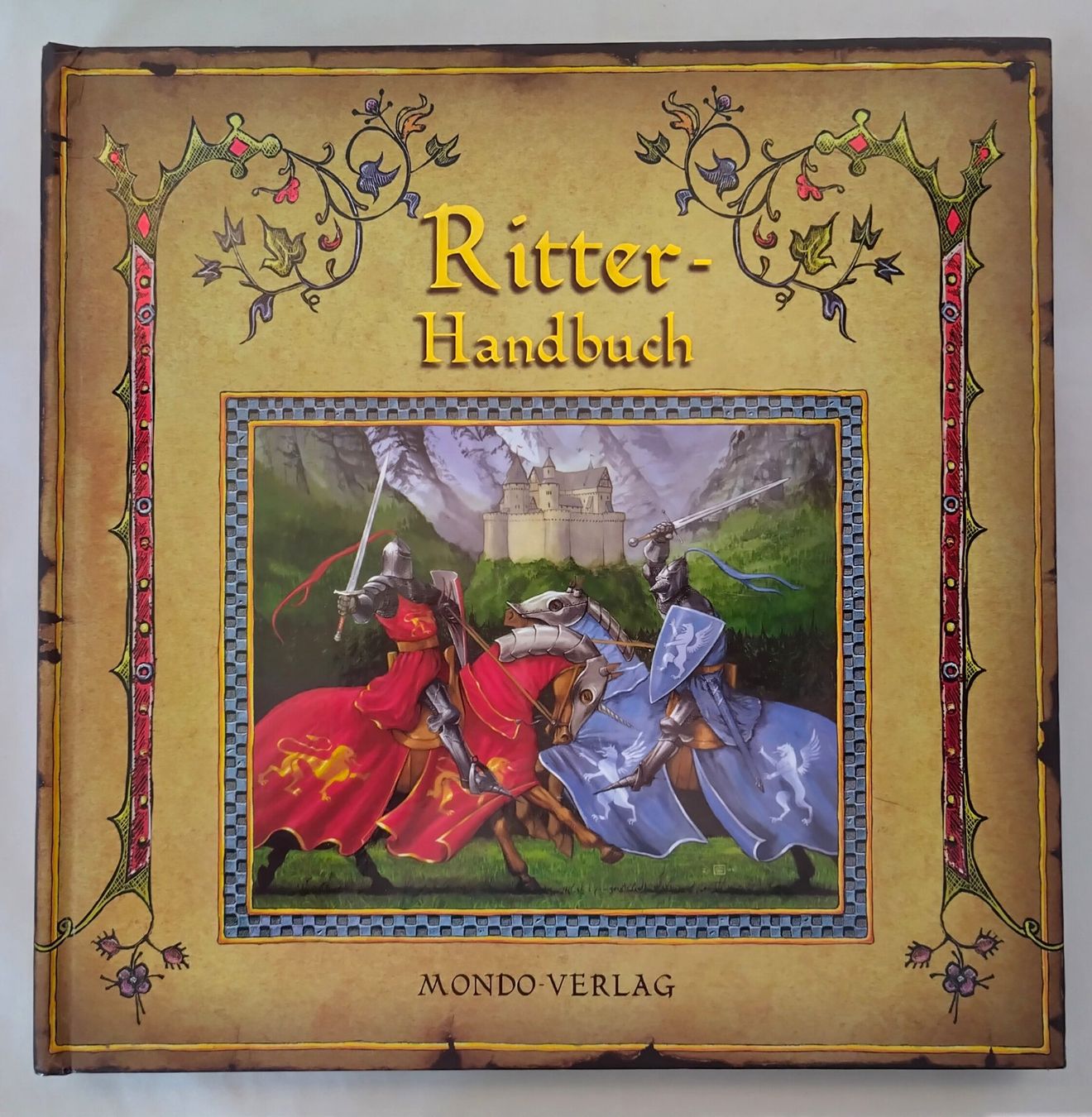 Bücher: Ritter Handbuch / Buch 2007 mit 2 Pop-Up ab Fr. 9.- – Gebraucht aus Bellach von JingleJerry