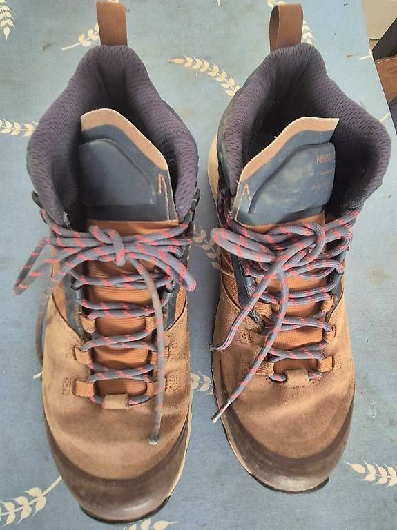 Scarpe da uomo: Wanderschuhe Decathlon f. Herren Gr.40 – Usato da Bettingen venduto da hm.seifert67