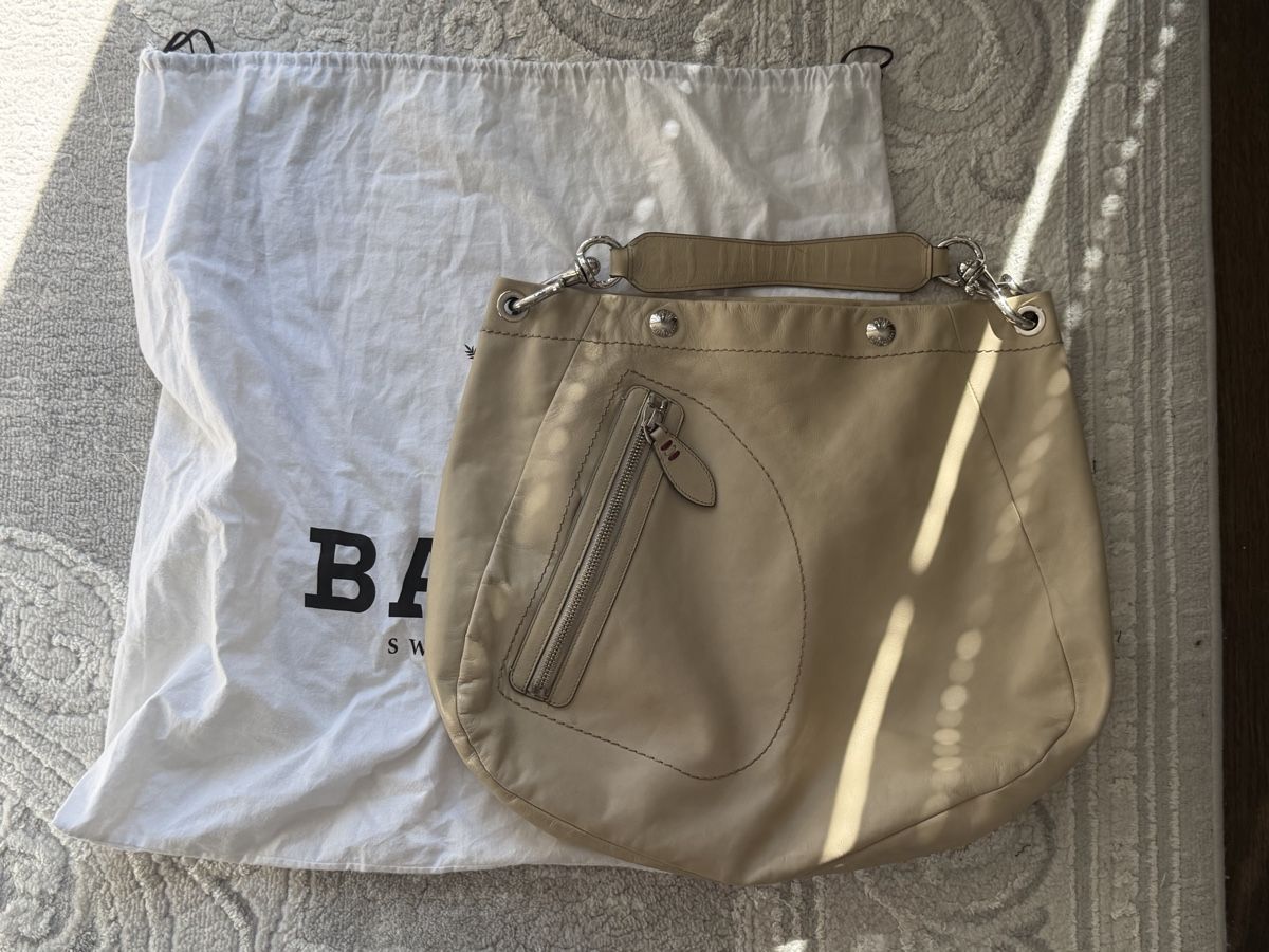 Bally Sacs femmes: Bally hobo bag - Leather – Neuf (Voir description) à Küssnacht am Rigi par ann_wtt7