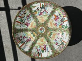 A large Qing Dynasty Canton (Guangcai) Famille Rose Plate