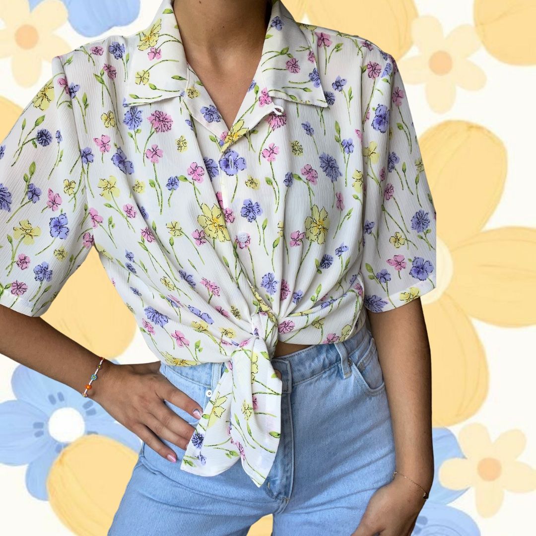 Camicette: Vintage shirt with flowers – Usato da Nyon venduto da Vivafripa 2