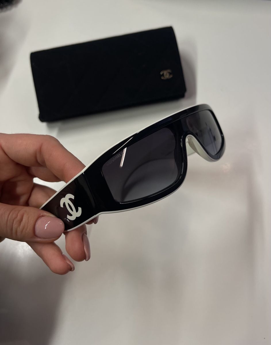 Occhiali & Lenti: Chanel Sonnenbrille – Nuovo (secondo la descrizione) da Horgen venduto da JPR911
