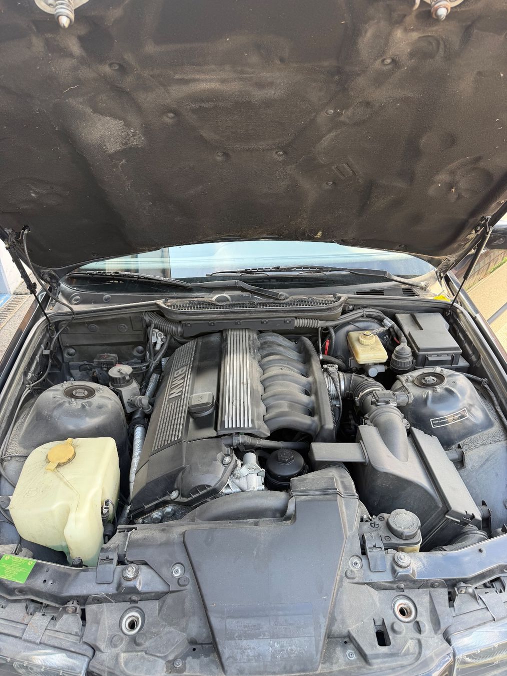 BMW Automobili: BMW 323i e36 217’200 km – Usato da Collombey venduto da Mike_psg 9