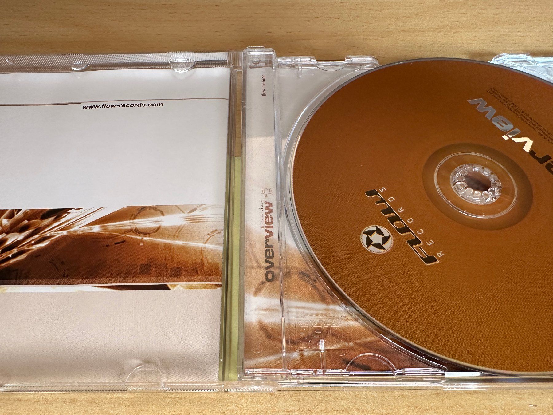 CD: D4 Various – Overview – Usato da Rikon im Tösstal venduto da Alpenmutz 2