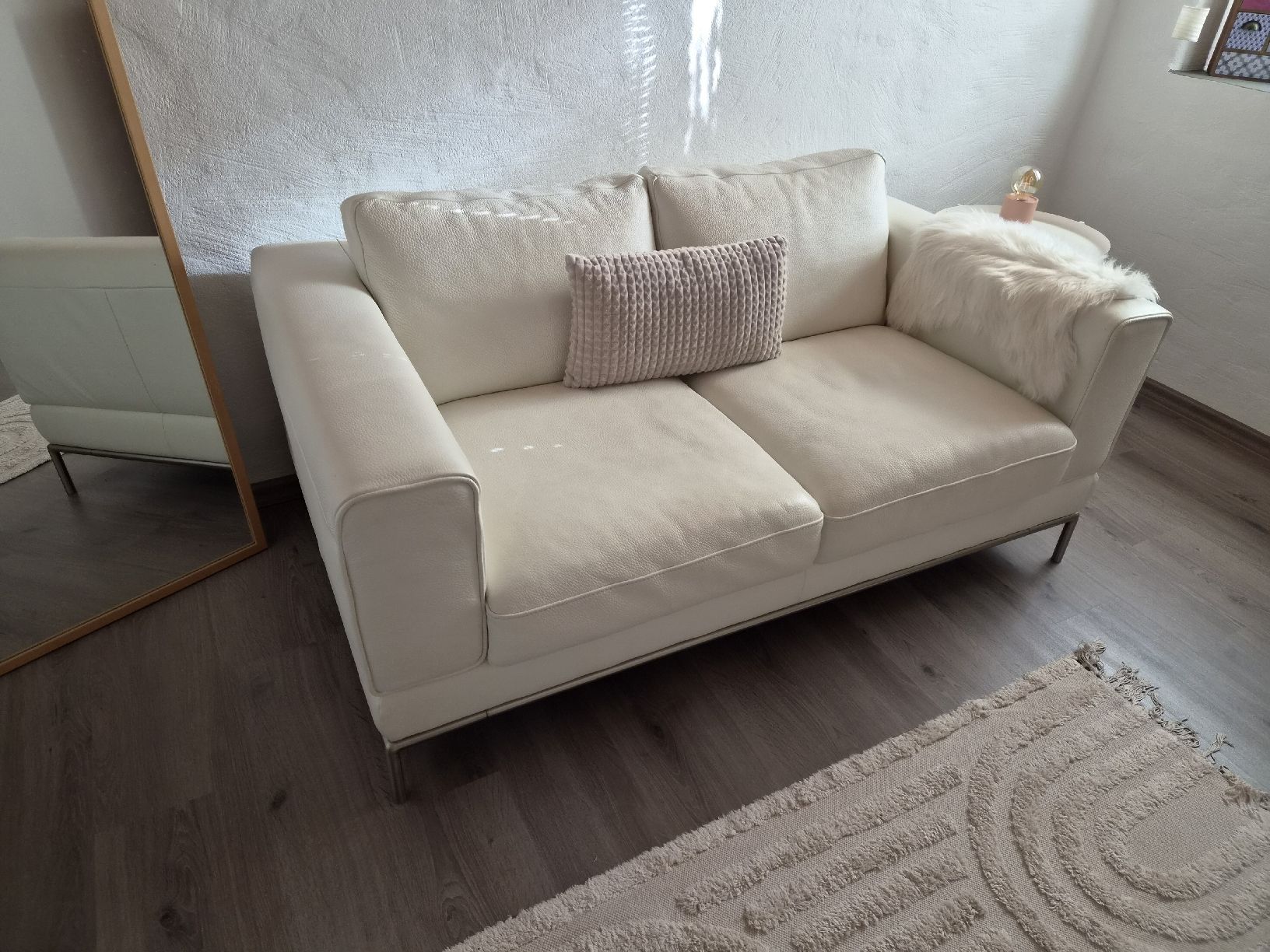 Divani: canapé 2 places – Usato da Vicques venduto da Natoch