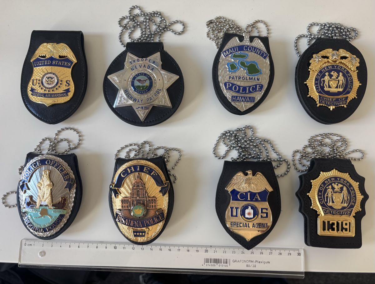 Placchette & Badge: Police Badges USA Metall – Nuovo (secondo la descrizione) da Wohlen b. Bern venduto da Rocky67 1