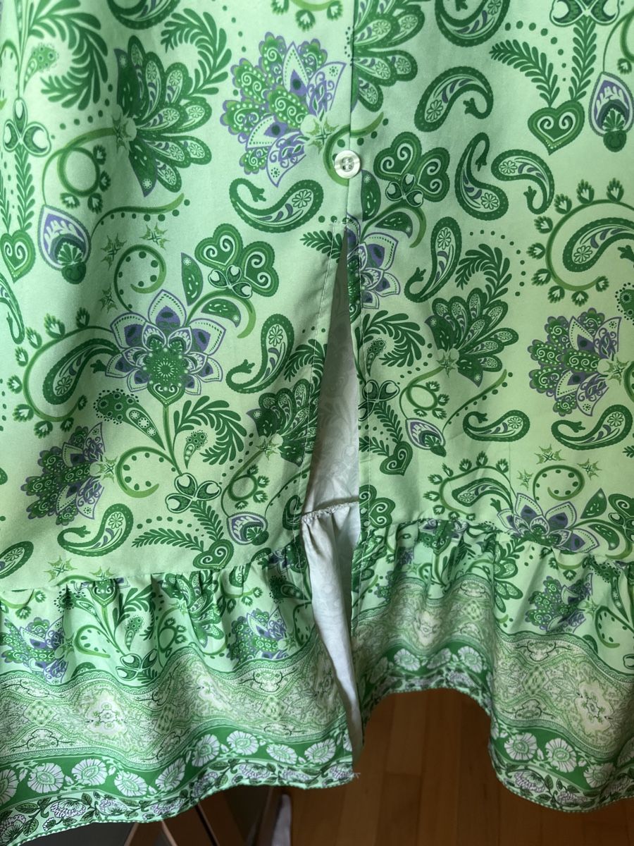 Robes: Robe longue verte imprimée taille S petite  – Neuf (Voir description) à Genève par Libellule477 2