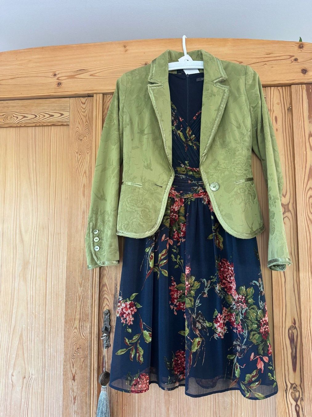 Esprit Vestiti: ärmelloses Sommer/Cocktailkleid Esprit Gr. 38 – Usato da Kallnach venduto da Abula 1