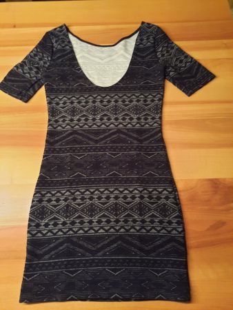 Schönes Minikleid, kurzes Sommerkleid, Grösse 36/S, Top!