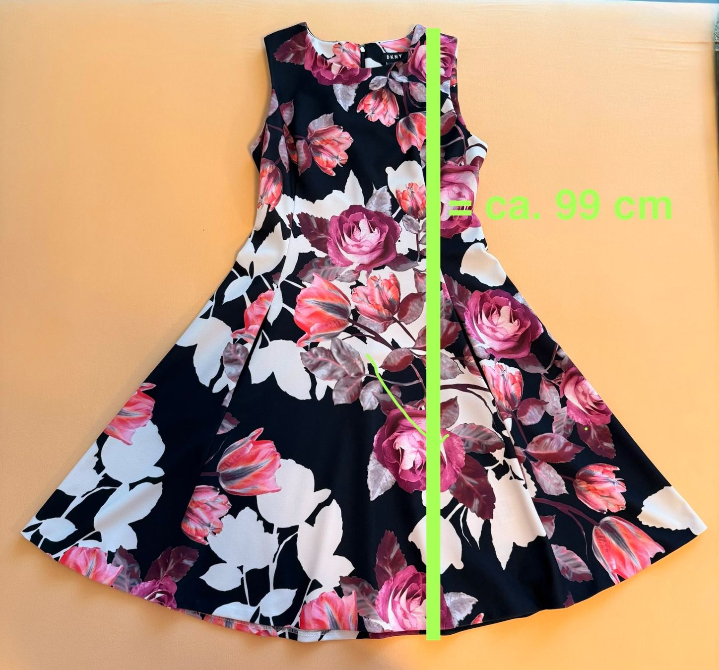 DKNY Kleider: Sommerkleid von DKNY – Gebraucht aus Rapperswil SG von Neseni 6