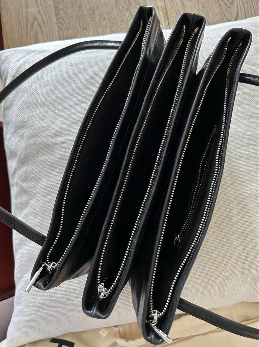 Taschen für Damen: Schultertasche BY FAR Leder Schwarz – Neu (gemäss Beschreibung) aus Unterägeri von Emmilou 2