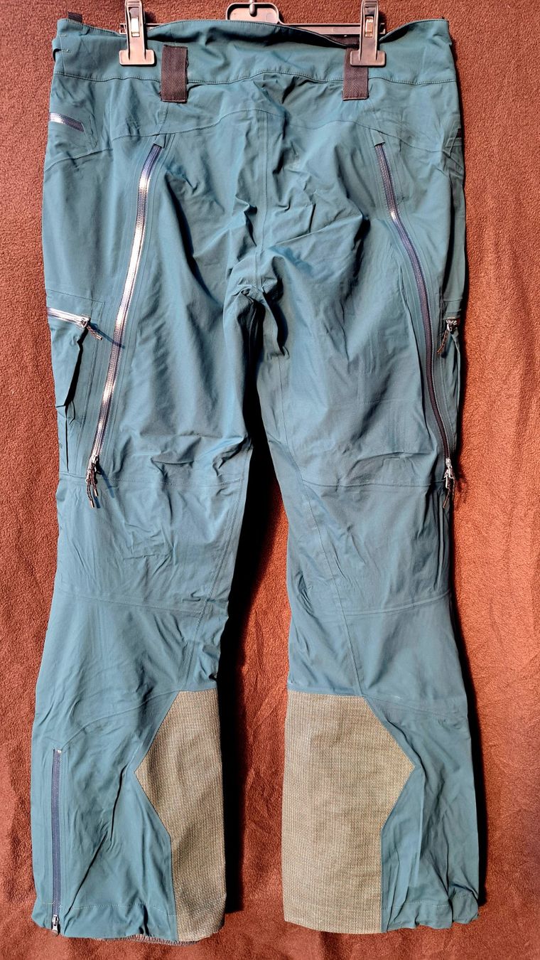 Pantaloni: Black Yack damen Hose – Usato da Grächen venduto da ef5_5yr9 6