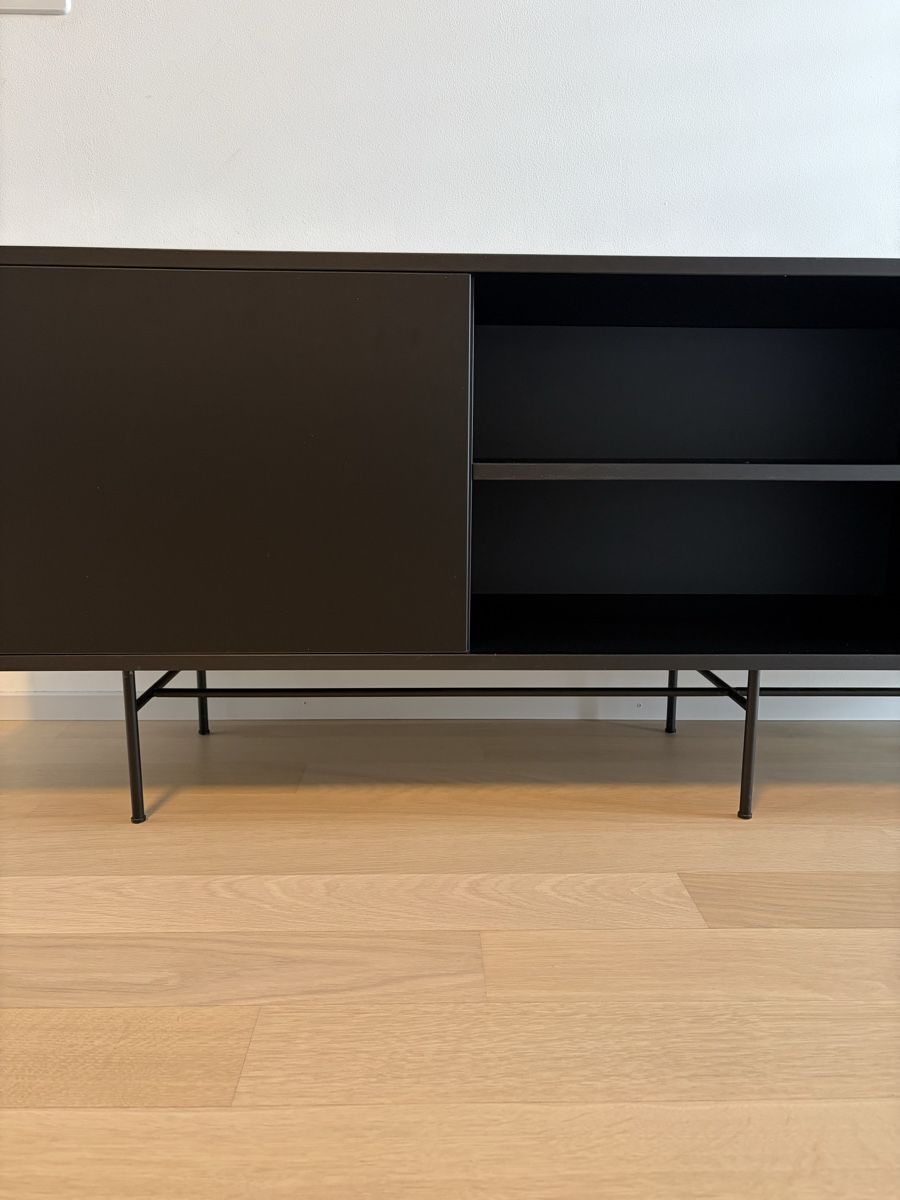Cassettiere: Sideboard TV Schrank schwarz – Nuovo (secondo la descrizione) da Zürich venduto da giuliak 1