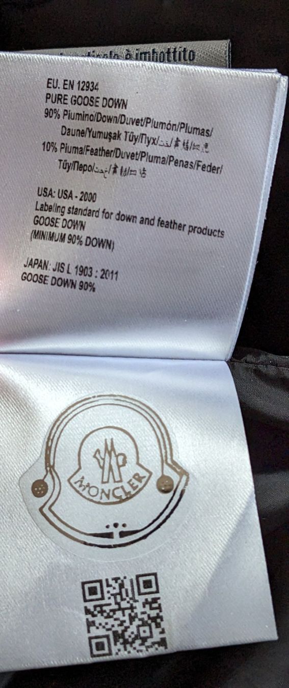 Moncler Giacche: Moncler Daunenjacke NEU Gr. 4 – Nuovo (secondo la descrizione) da Thalwil venduto da kat_d85f 7