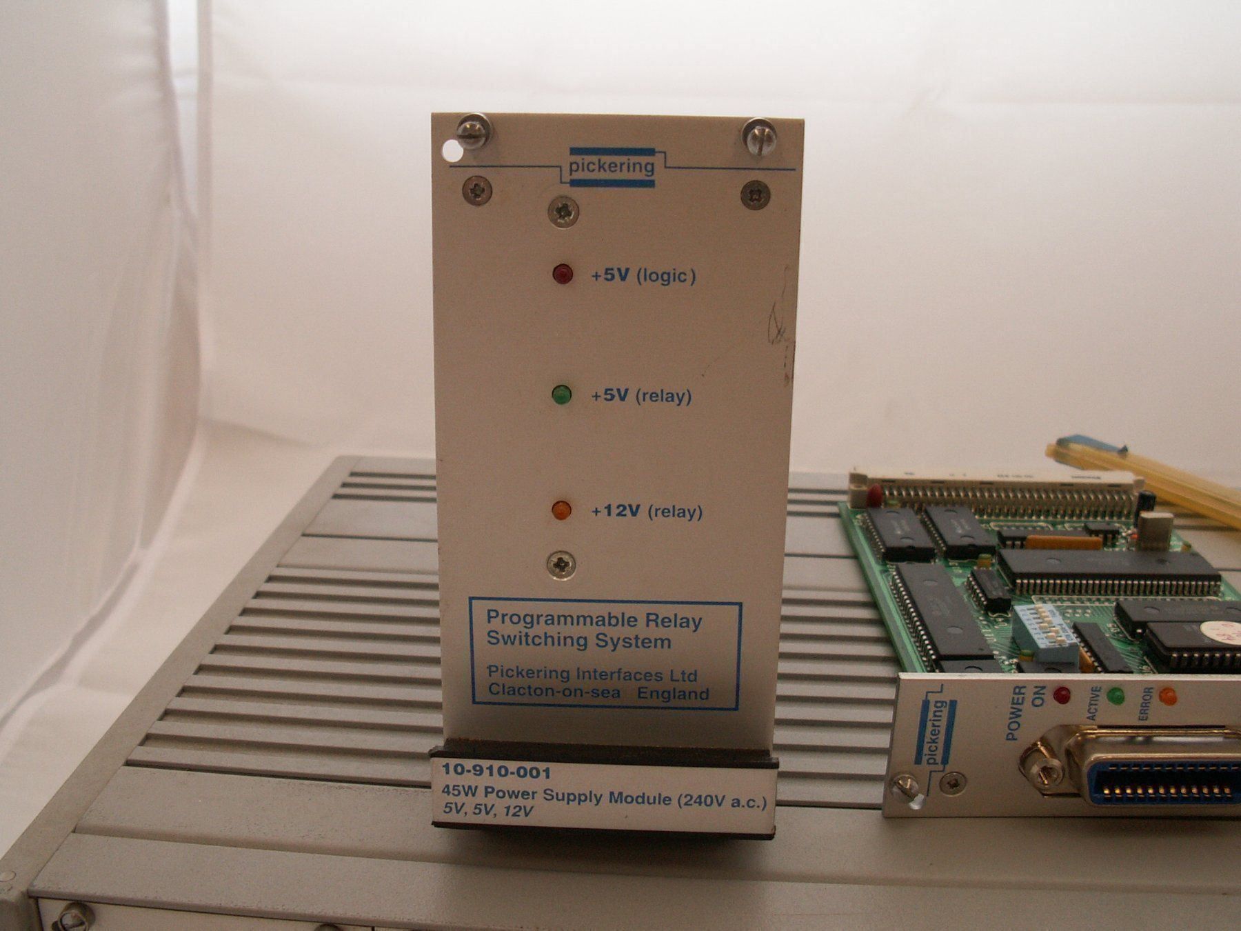 Mesurer: Multiplexeur de mesure GPIB Pickering – D'occasion à Attalens par Gmsa68 5