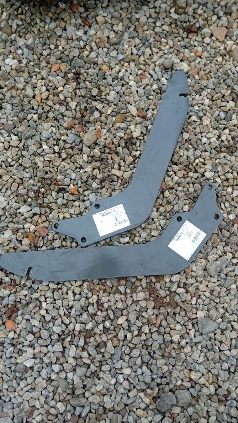 Fendt Trattori: Entlastungshalter Fendt 300er – Usato da Grasswil venduto da LMG