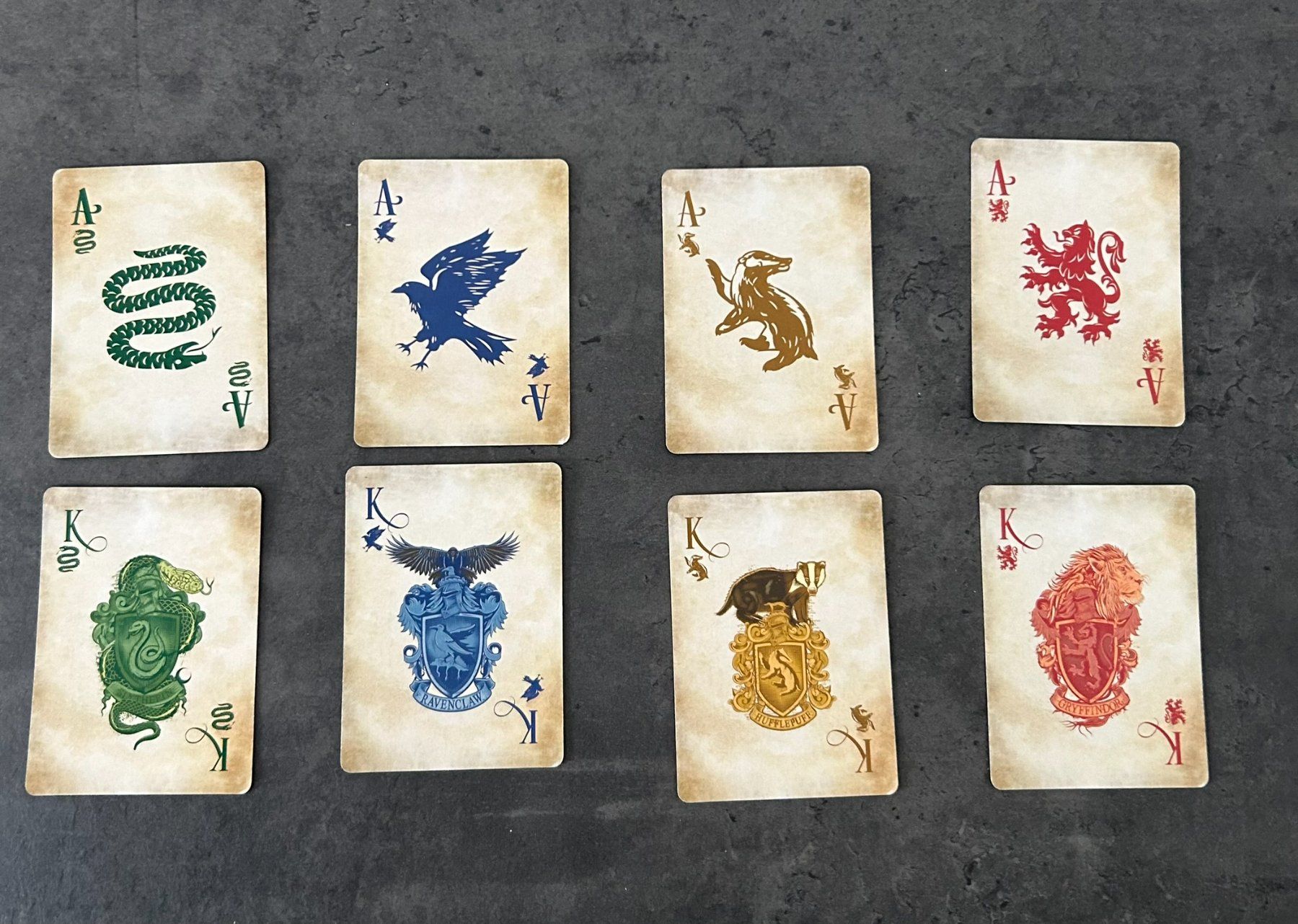 Giochi: Harry Potter Spielkarten in Blechdose – Usato da Gutenswil venduto da eule555 1