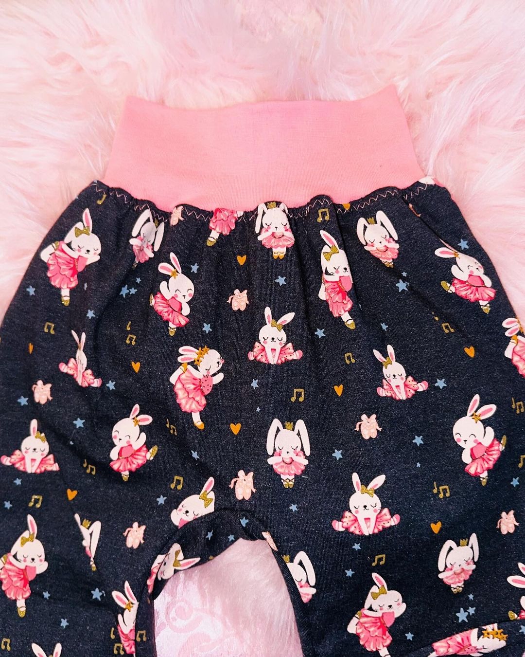 Pantaloni: Pumphose Kinder glitter Häschen 92/98 – Nuovo (secondo la descrizione) da Attiswil venduto da Velvet81 2