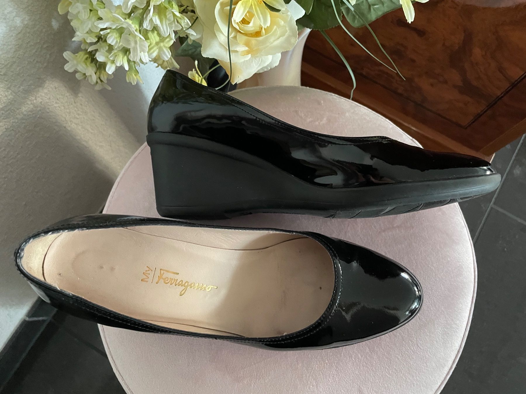Salvatore Ferragamo Damenschuhe: SALVATORE   FERRAGAMO  GR:40.5 – Gebraucht aus Biel/Bienne von soleil01 2