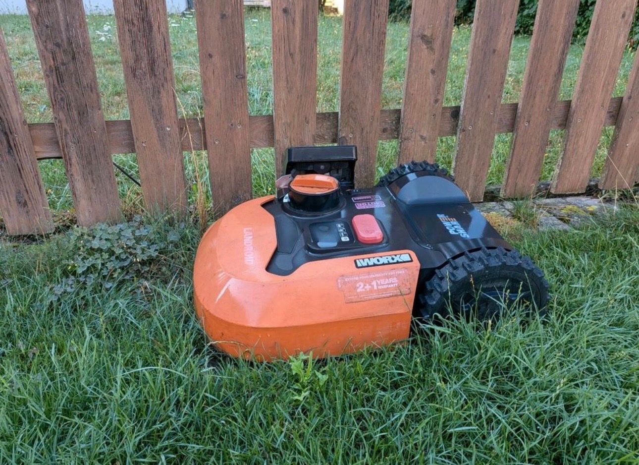 Tagliaerba: Worx Landroid M600 WR141E Mähroboter. – Usato da Gebenstorf venduto da Kerulina 2