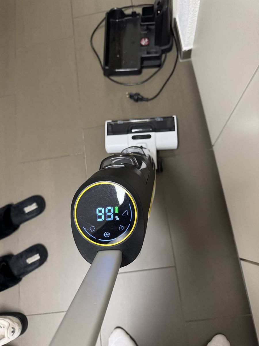 Aspirapolveri & Accessori: Karcher FCV 4  – Usato da Marly venduto da FABSIL 1