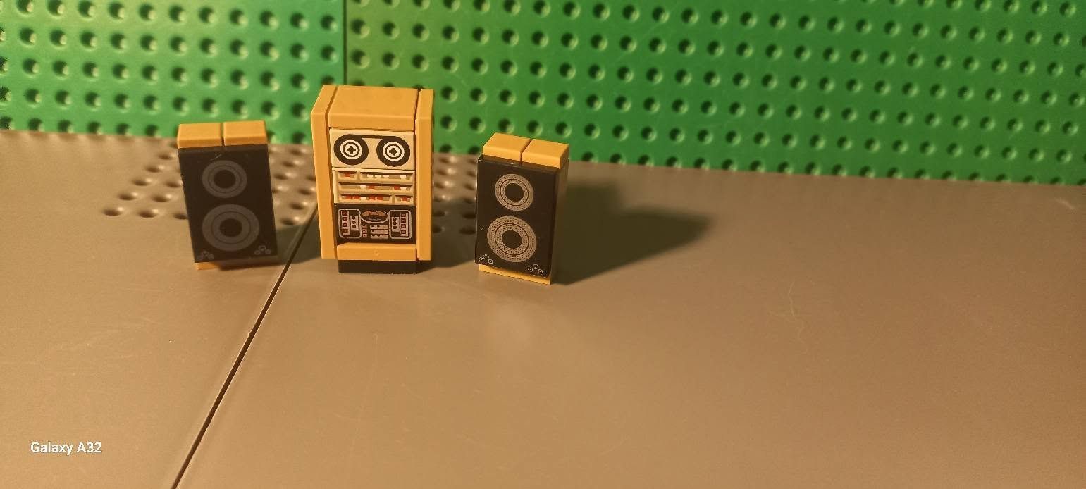 Lego Spielzeuge: Lot d'accessoire Lego – Gebraucht aus La tour de treme von Legocreation82 3