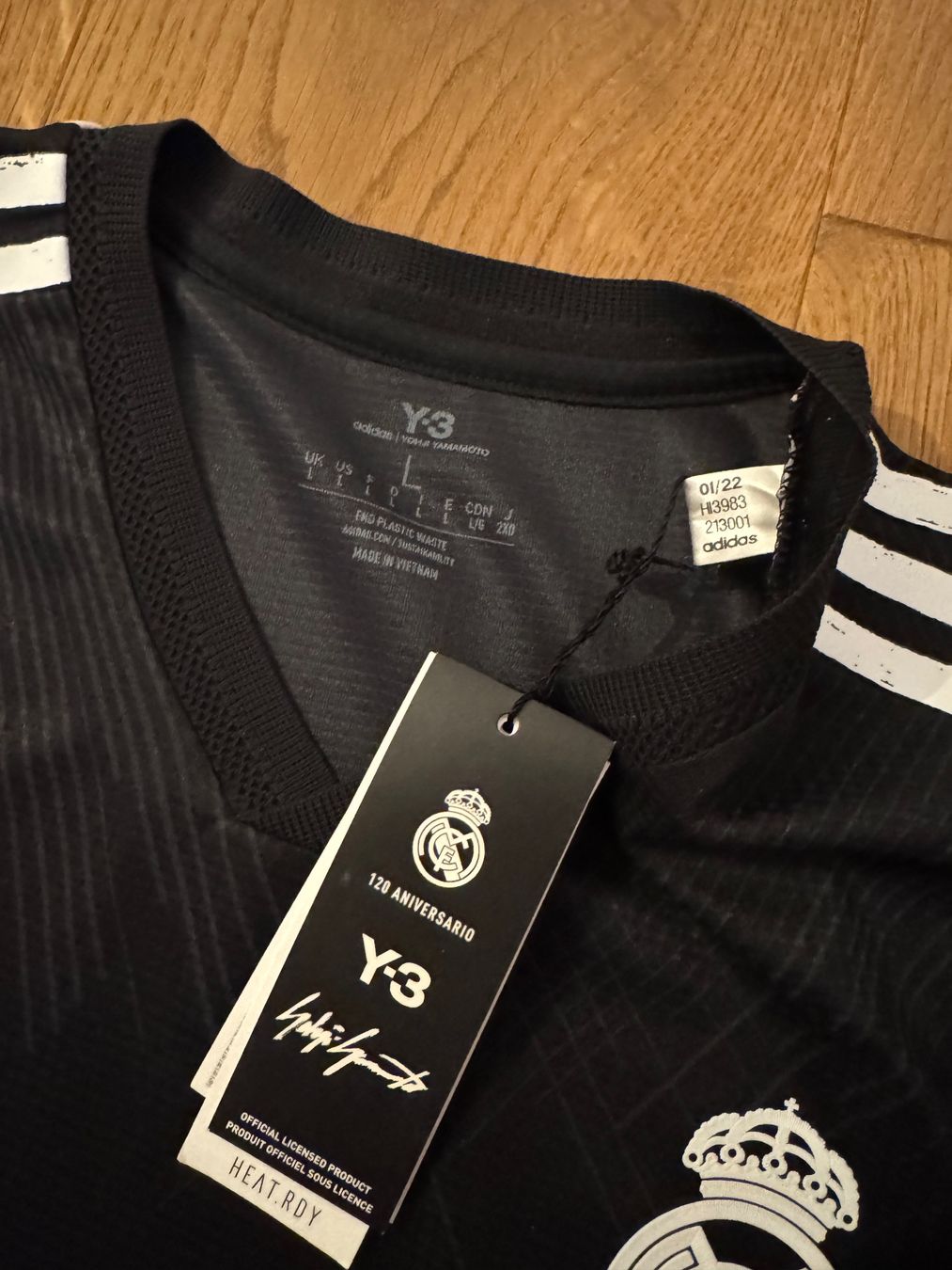 Leibchen & Hosen: Rarität - Real Madrid X Y3 – Neu (gemäss Beschreibung) aus Dielsdorf von nicolicious 1