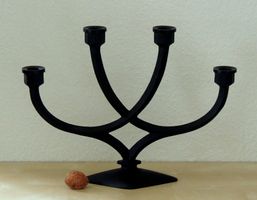 Chandelier en fonte noire, attr. fonderie Giesserei, 1950s
