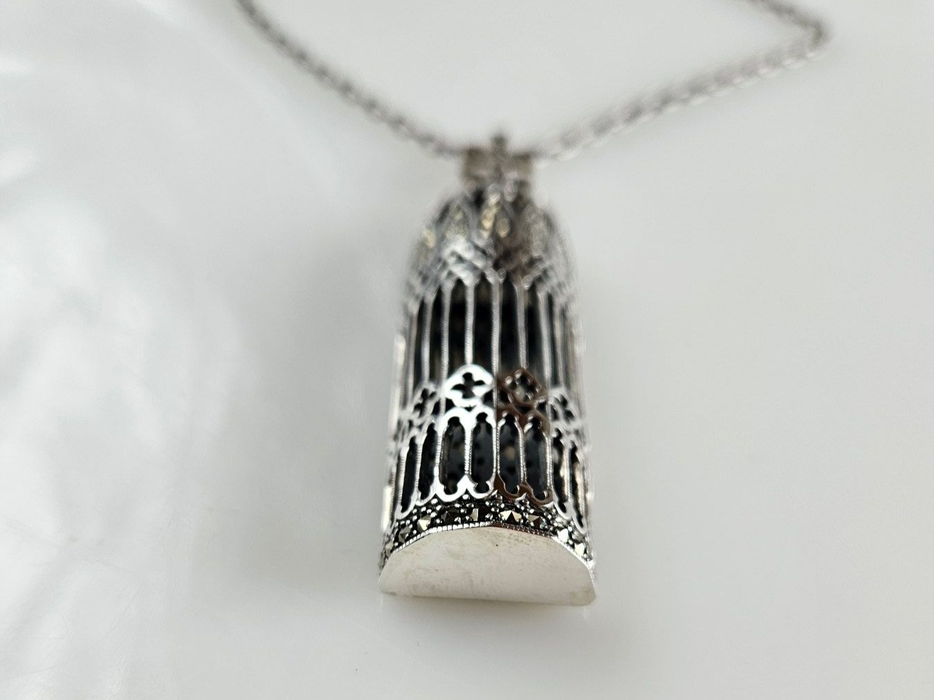 Catenine: Zwei Silber Kette mit "Volieren" Anhänger (70cm und 42cm) – Nuovo (secondo la descrizione) da Winterthur venduto da ste_tcx5 2