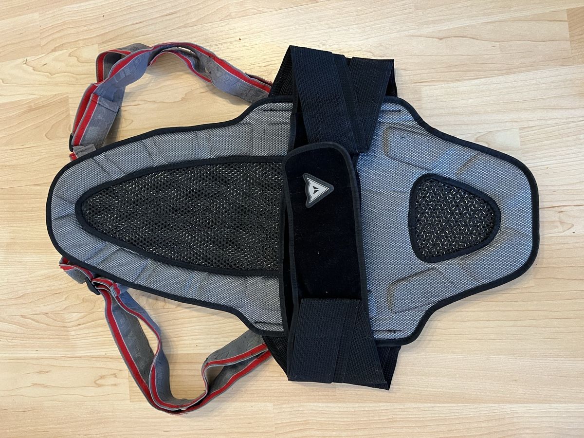 Dainese Protezioni & Imbottiture: Dainese Rückenprotektor – Usato da Richterswil venduto da Herakles90 1