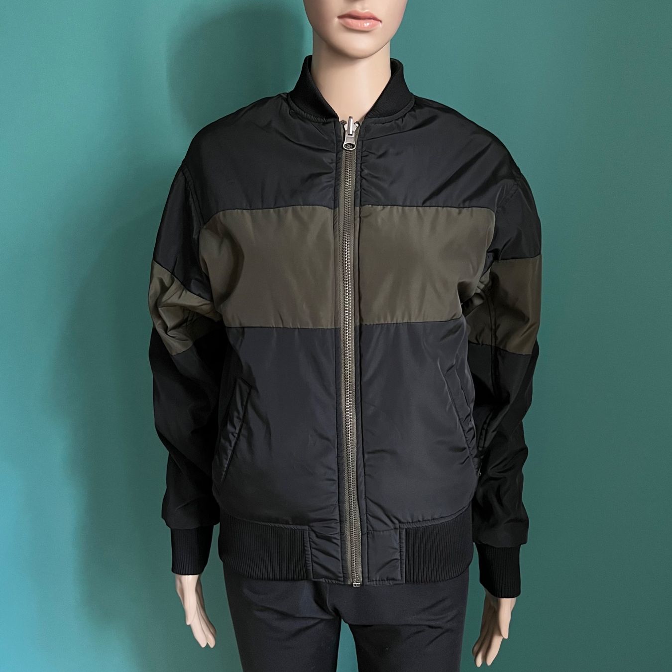 Giacche: reversible DOUBLE AGENT Blouson / Bomberjacke 🖤 – Usato da Zürich venduto da ClosetQueen