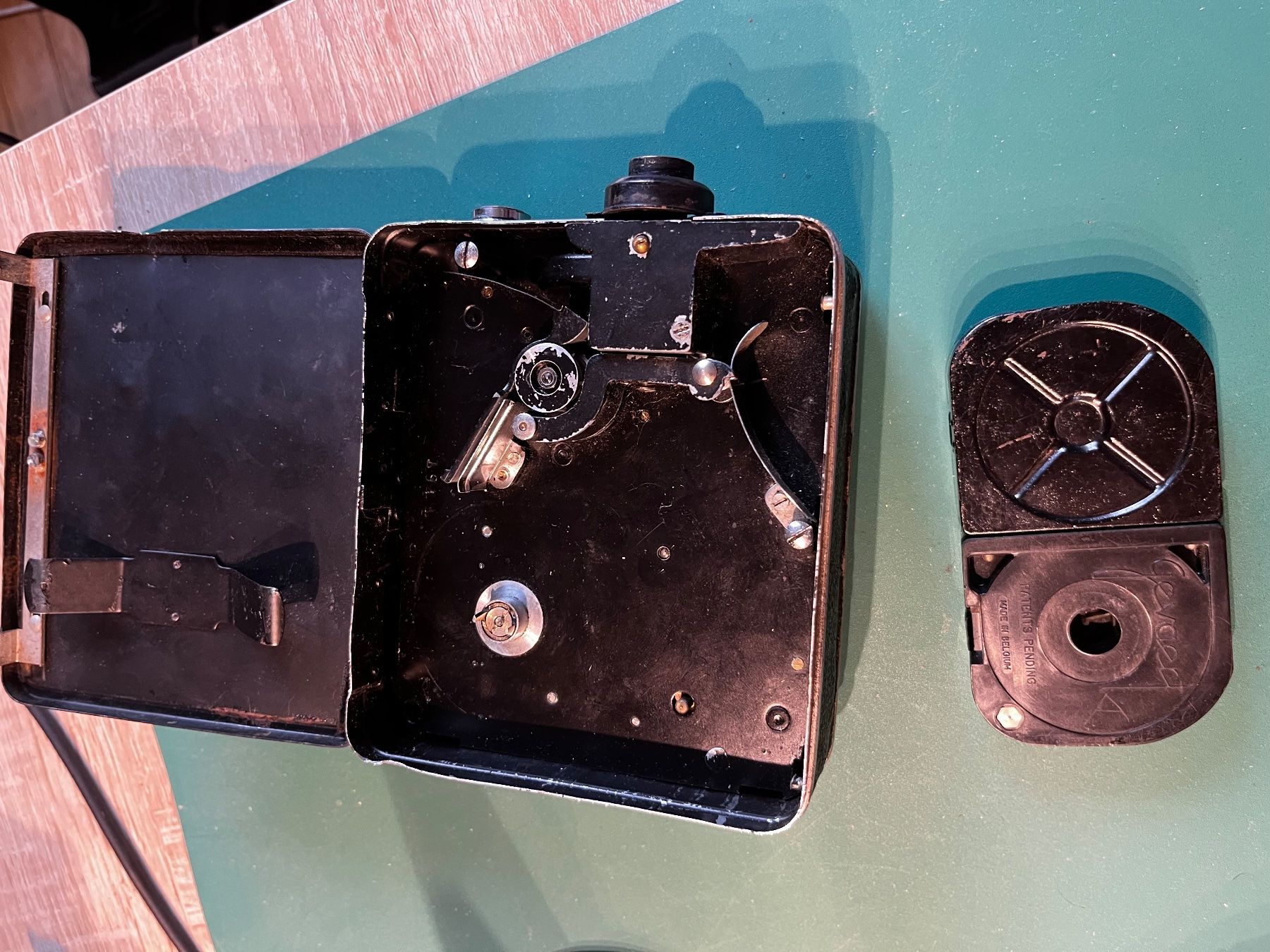 Fotocamera: Schmalfilmkamera Coronet 9,5mm – Usato da Muttenz venduto da gH5613 5