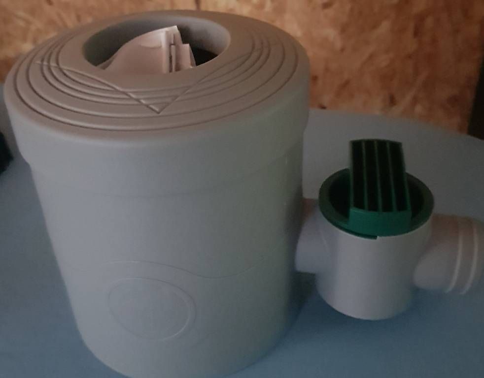 Tränken & Tröge: citerne  ibc 1000l – Gebraucht aus Noiraigue von Ycasimir 2