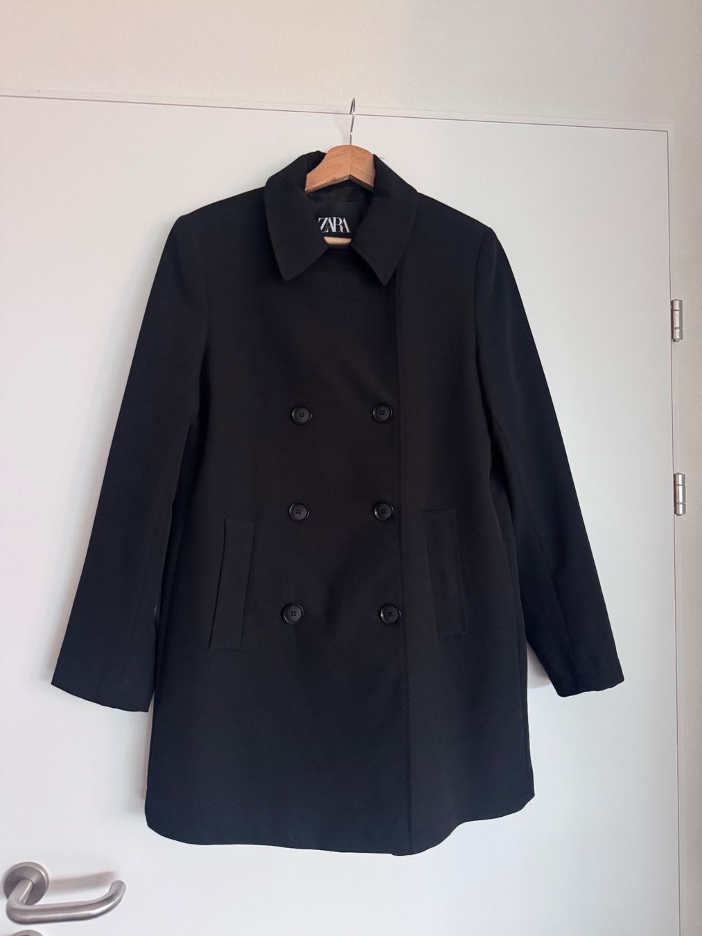 Zara Cappotti: Trench- Coat Zara – Nuovo (secondo la descrizione) da Morges venduto da Igp10