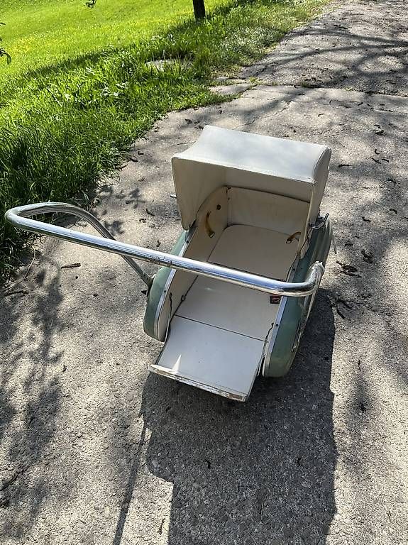 Carrozzine: alter Kinderwagen  – Usato da Ganterschwil venduto da rusus96 1