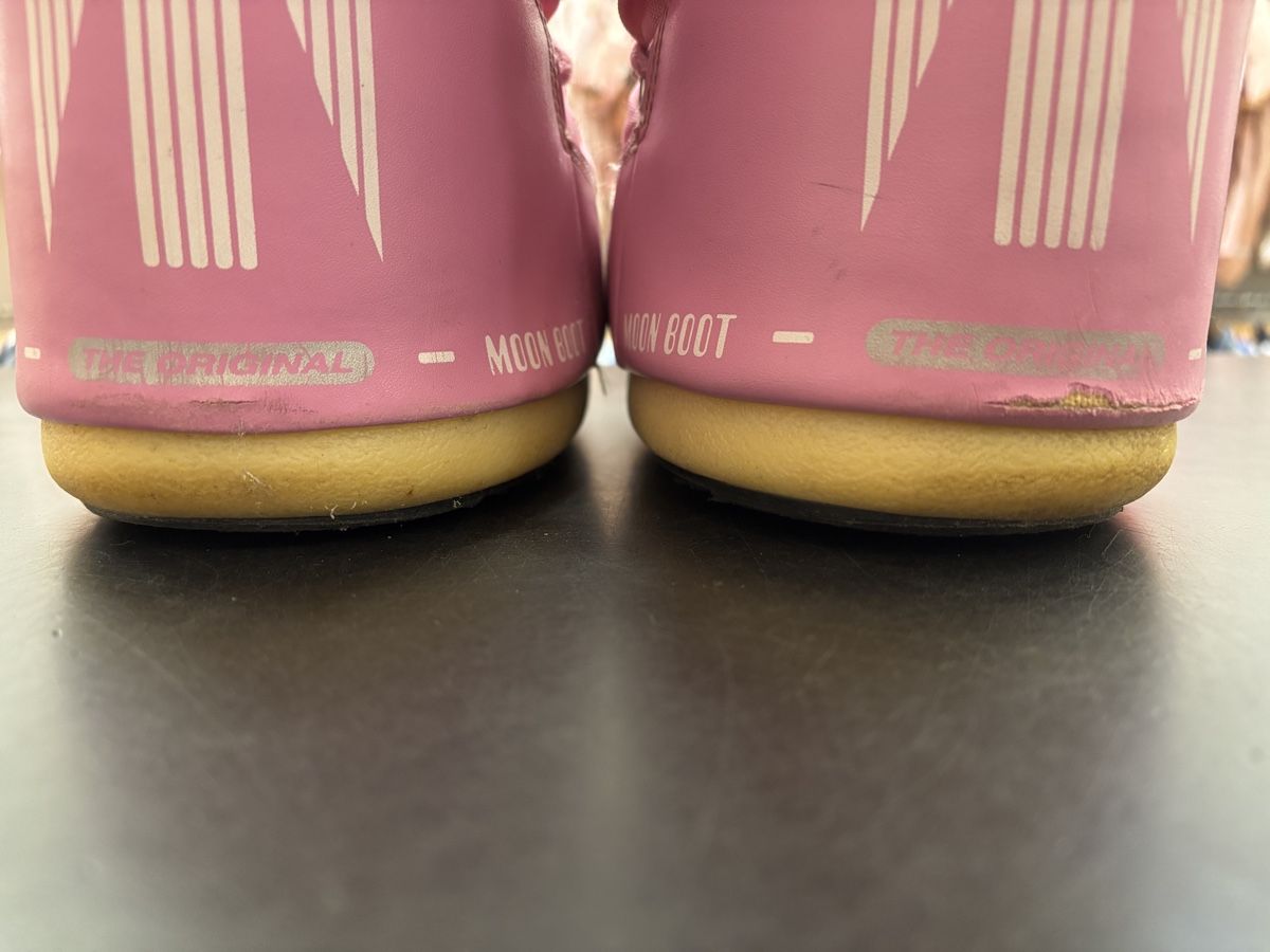 Moon Boot Schuhe für Mädchen: Moon Boot Rosa, Grösse 31-34 – Gebraucht aus Büren an der Aare von Nikito2001 2