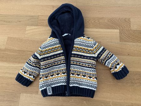 Süsse Strickjacke Gr. 68