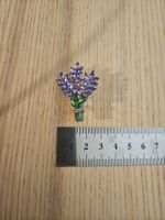 Lavendelstrauss Anstecknadel