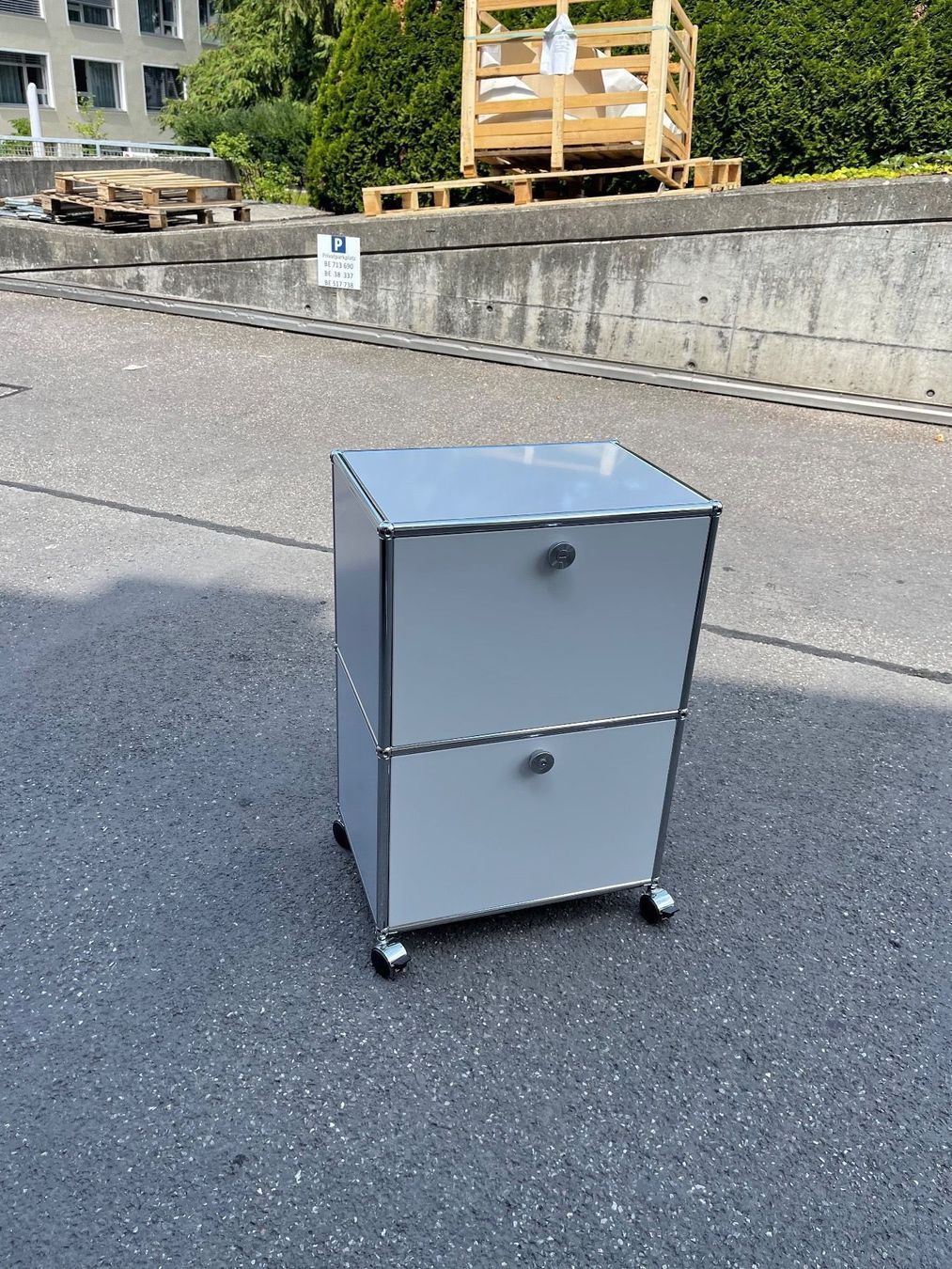 USM Cassettiere: Herzige USM Möbel Lieferung Gratis – Usato da Thun venduto da Thuno6 2