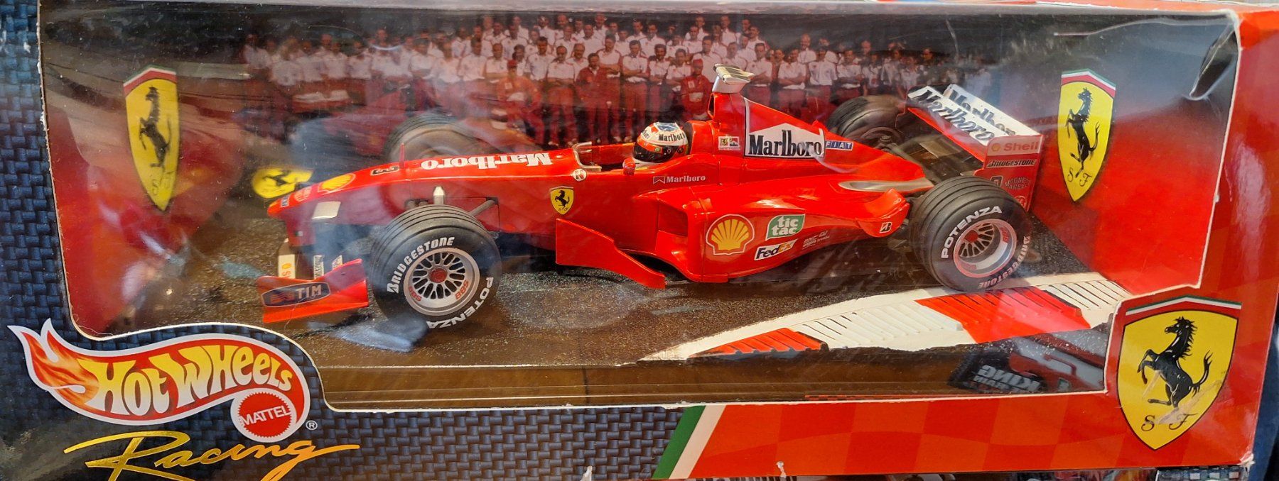 Ferrari F399 F1 Michael Schumacher mit Marlboro Decals 1:18 (Usato