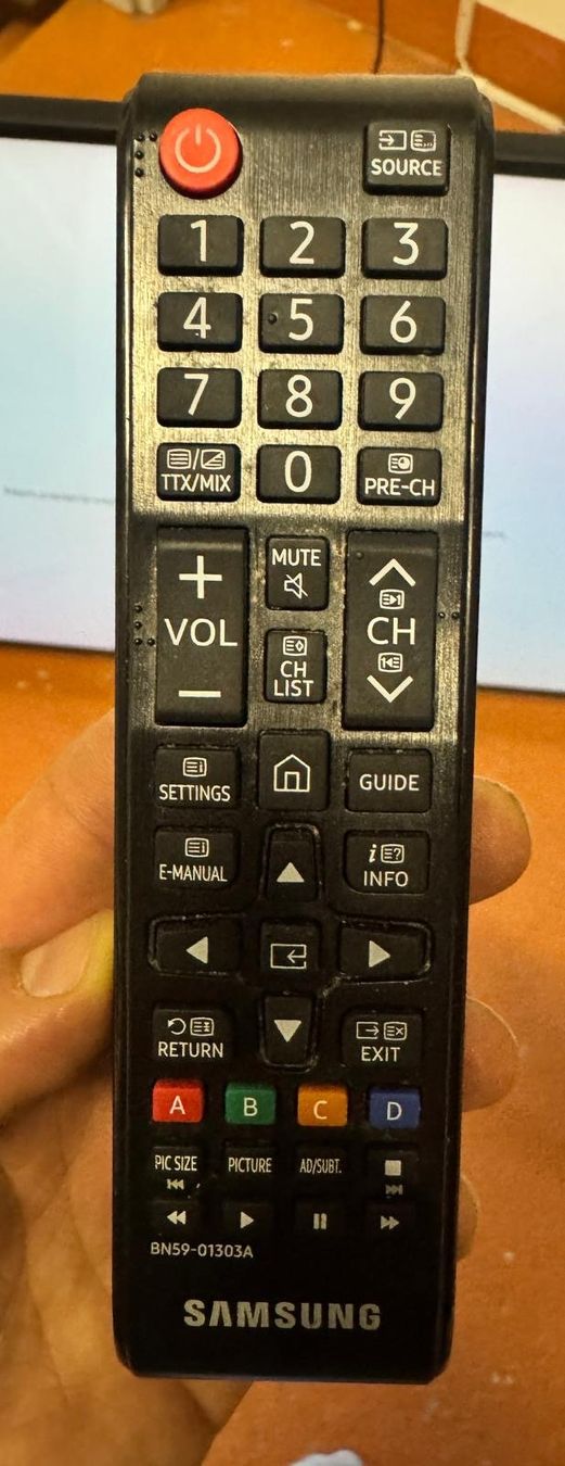 Samsung Televisori: Samsung UE58NU717 – Usato da Winterthur venduto da kei_z5z5 7