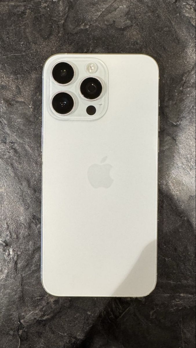 Apple Portables: iPhone 15 Pro Max 256GB – D'occasion à Gutenswil par Naef76 6